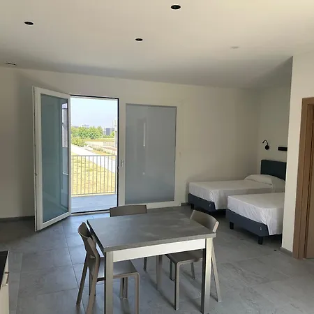 Selice 42 아파트 이몰라